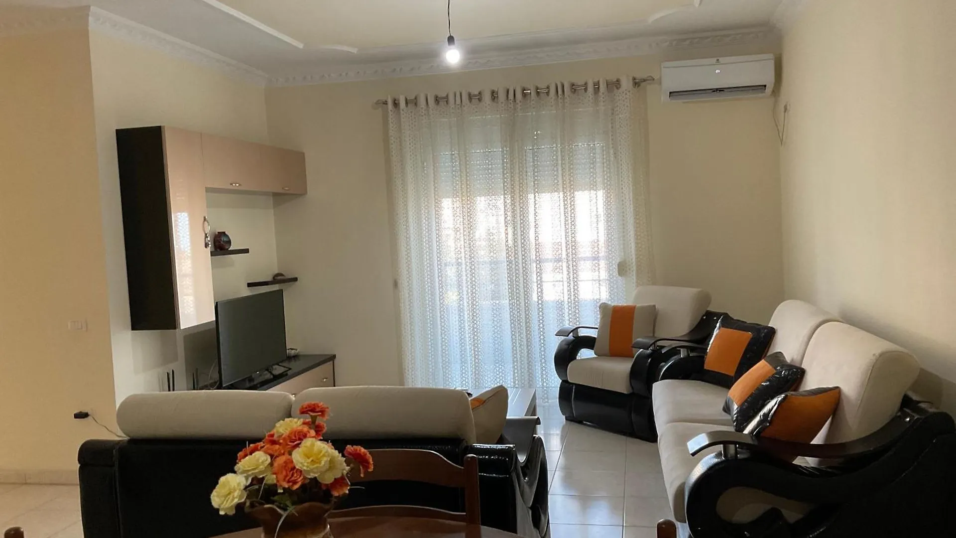 Entony Apartament Vlorë